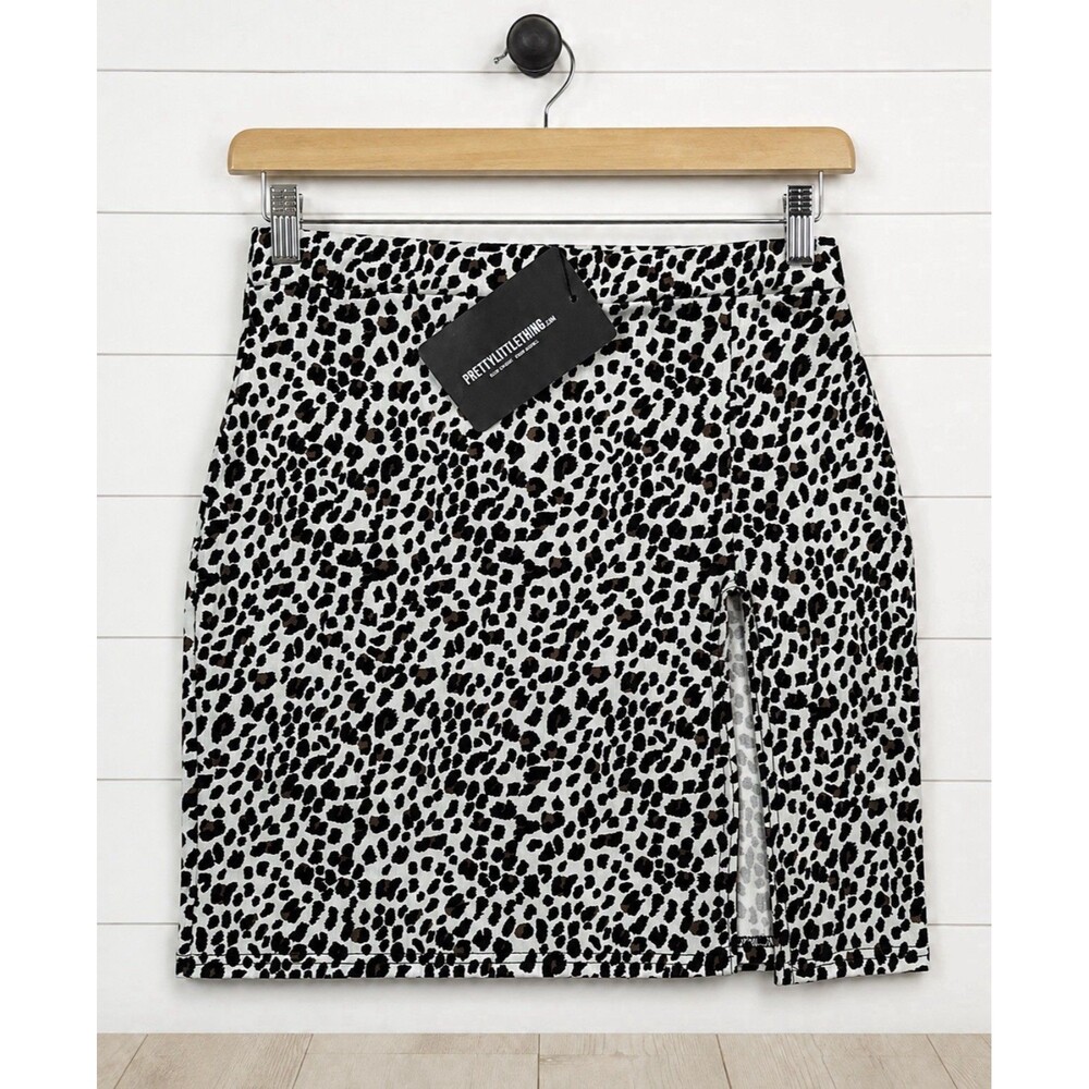 NWT PrettyLittleThing Shape Leopard Print Women’s Pull-On Mini Skirt Size 8